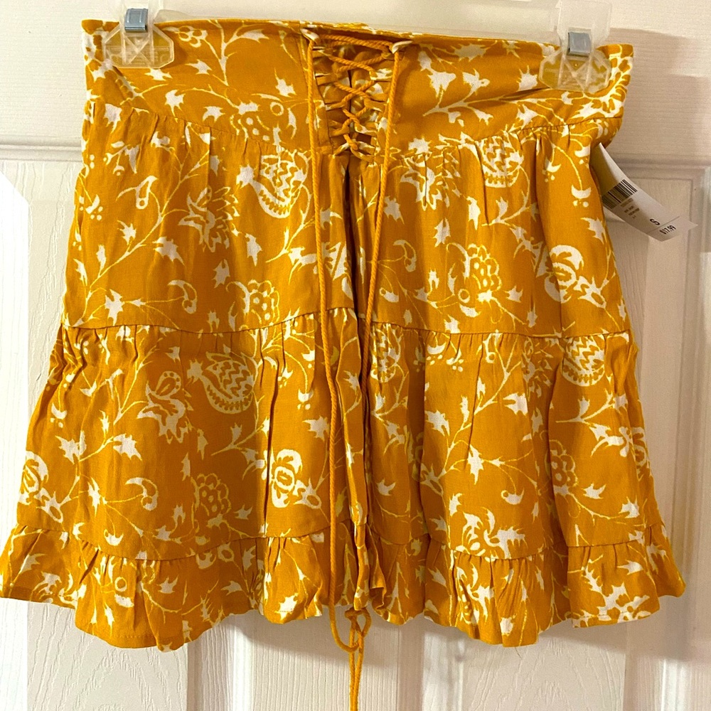 Forever 21 skirt